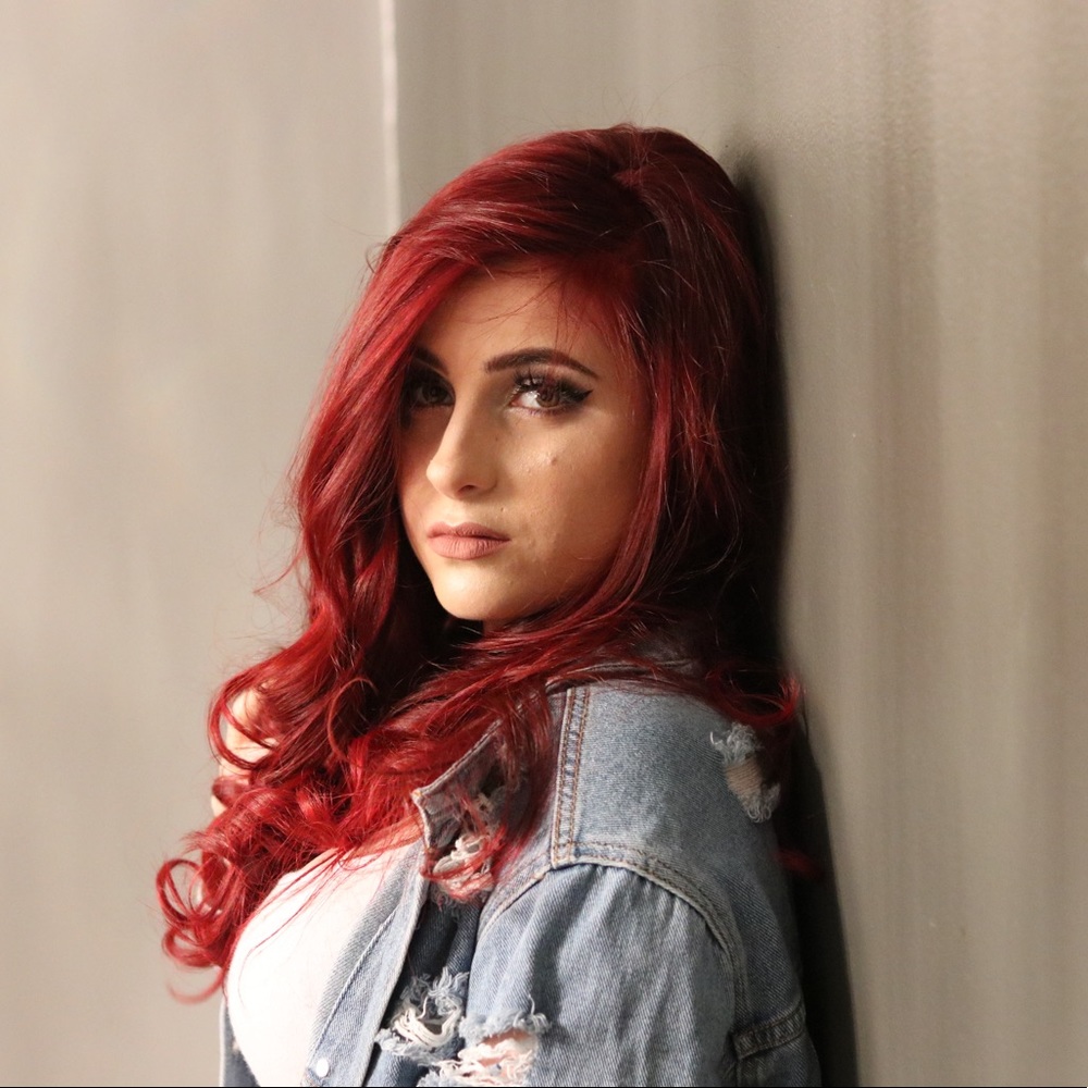 Meet your Posher, Katelyn